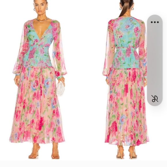 Rococo Sand Dresses & Skirts - Rococo Sand Alora Pleated Max Dress XS